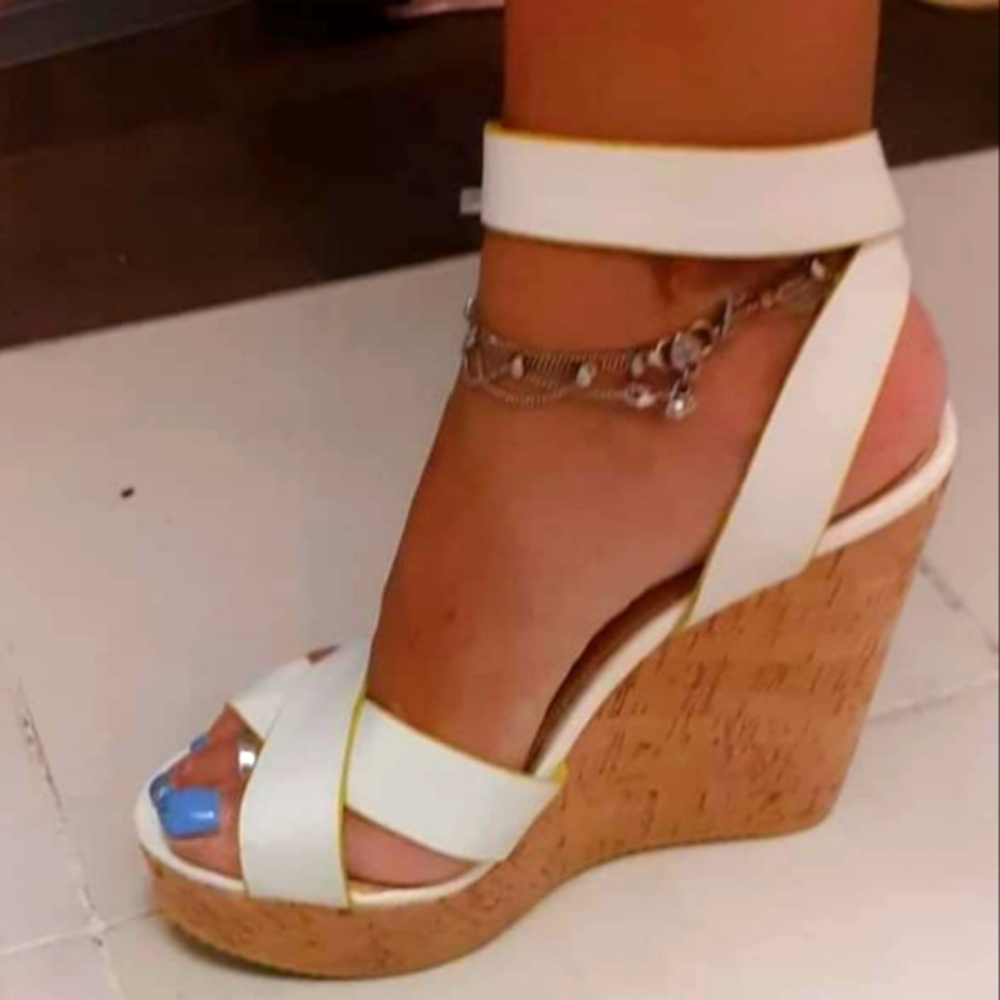 OPEN TOE HEELS - Picture 2 of 4